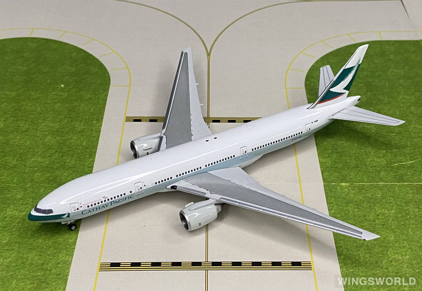 Phoenix 1:400 PHBHNB Cathay Pacific 国泰航空 Boeing 777-200 B-HNB