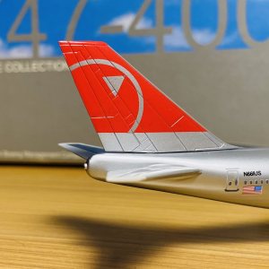 Northwest Airlines 美国西北航空 Boeing 747-400 N661US  55074C Dragon Models 1:400