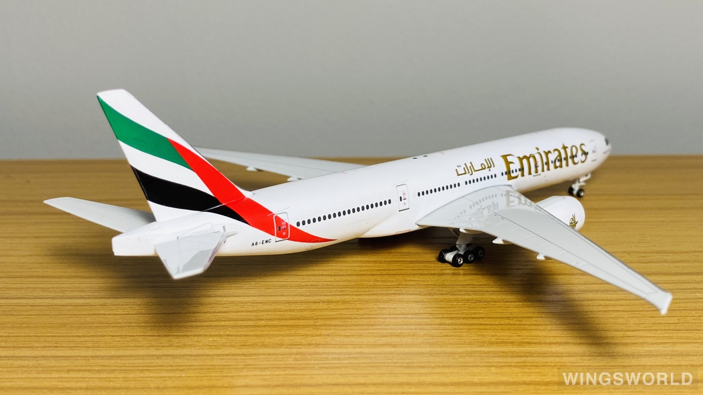 Phoenix 1:400 PH10384 Emirates 阿联酋航空 Boeing 777-200 A6-EWC