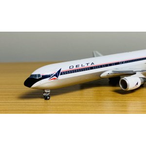 Delta Air Lines 达美航空 Boeing 767-300 N140LL Widget colors.  GJDAL454 Geminijets 1:400