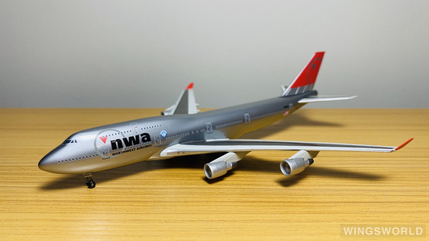 Dragon Models 1:400 55074C Northwest Airlines 美国西北航空 Boeing 747-400 N661US