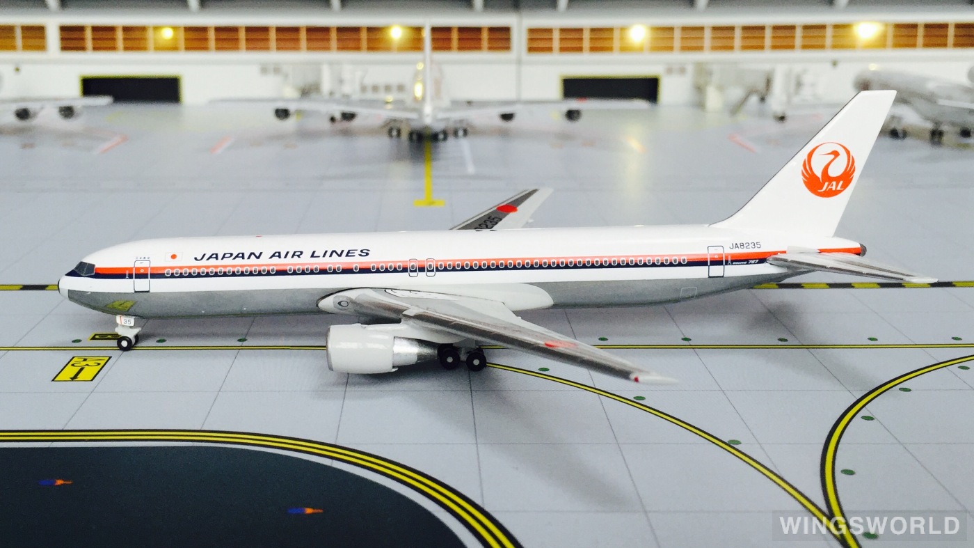 Phoenix 1:400 PH10055 Japan Airlines 日本航空 Boeing 767-300  JA8235