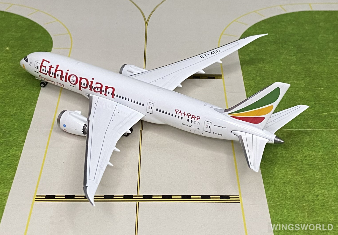 Phoenix 1:400 PH10683 Ethiopian Airlines 埃塞俄比亚航空 Boeing 787-8 ET-AOQ