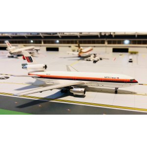 United Airlines 美国联合航空 McDonnell Douglas DC-10 N1833U 