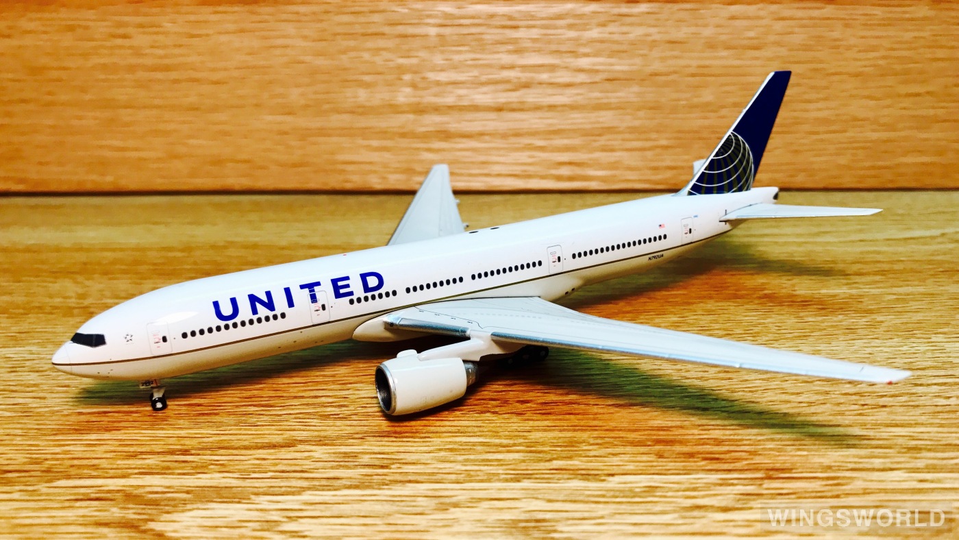 Geminijets 1:400 GJUAL1147 United Airlines 美国联合航空 Boeing 777-200 N792UA