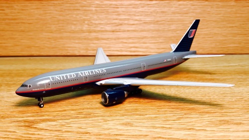 United Airlines 美国联合航空 Boeing 777-200 N799UA 1994s colors. GJUAL298 Geminijets 1:400