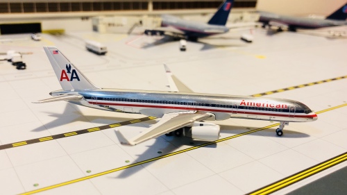 American Airlines 美国航空 Boeing 757-200 N601AN 1990s colors. Polished fuselage. GJAAL327 Geminijets 1:400