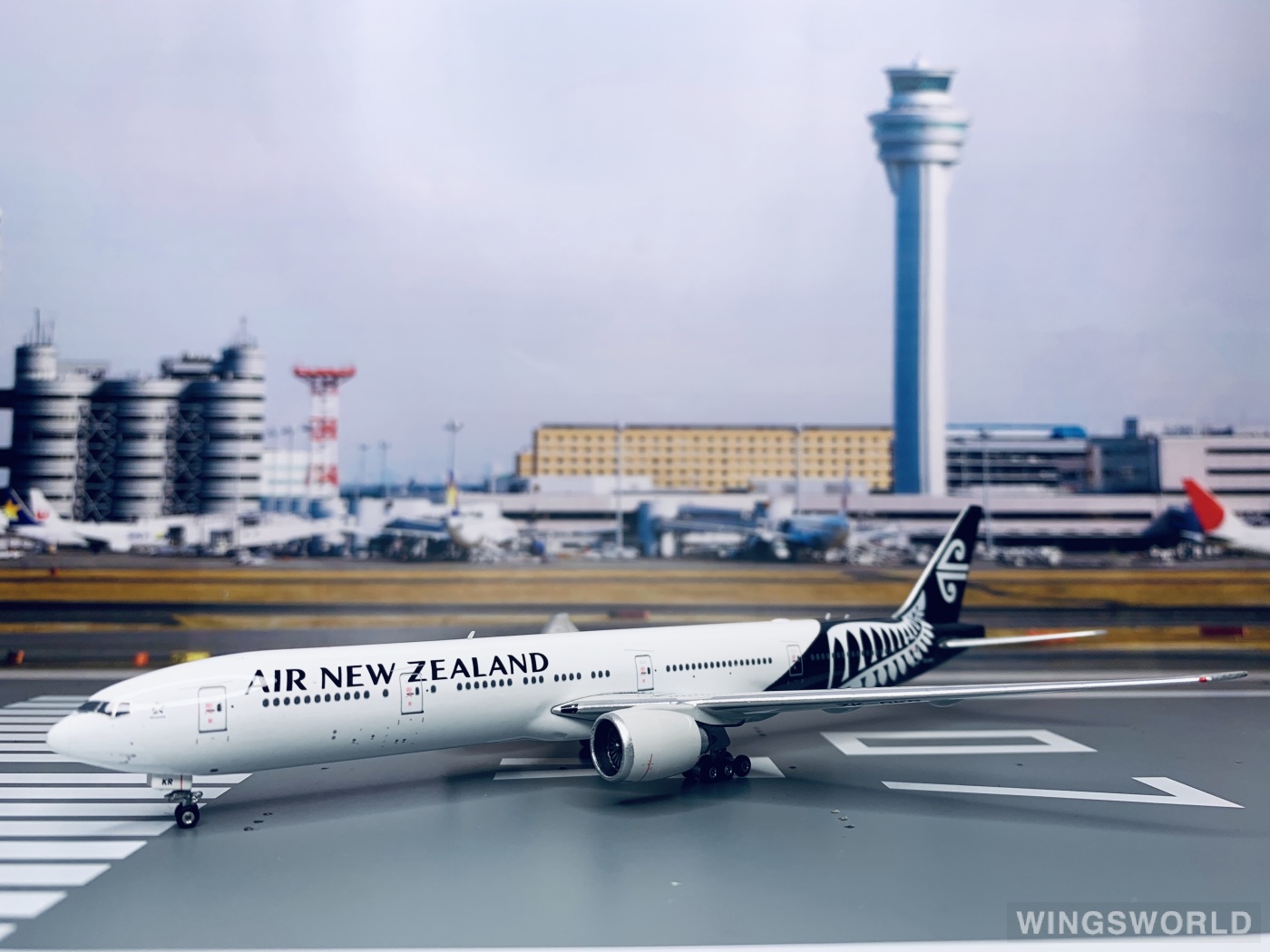 Phoenix 1:400 PH10959 Air New Zealand 新西兰航空 Boeing 777-300 ZK-OKR