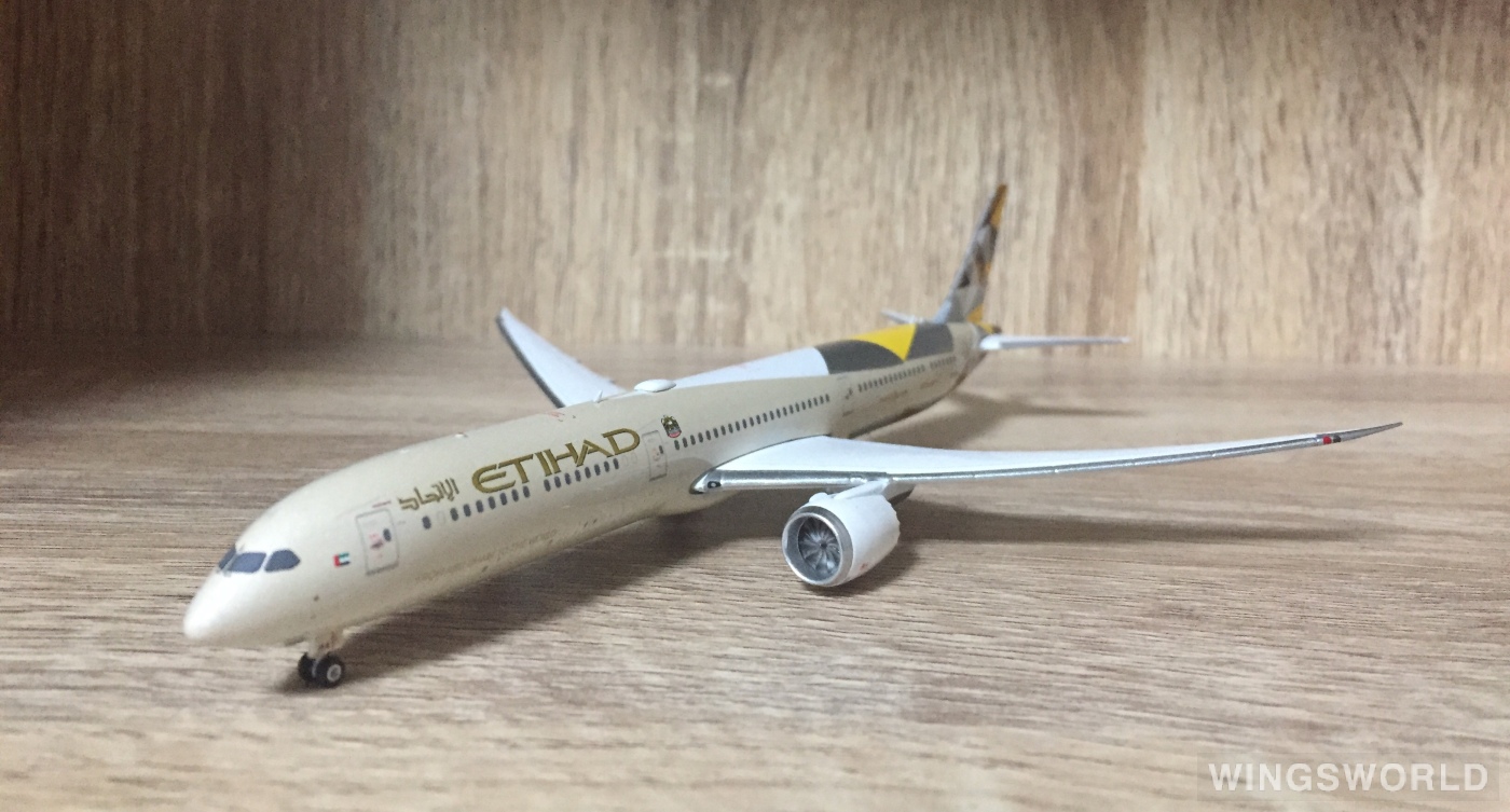 Phoenix 1:400 PH04228 Etihad Airways 阿提哈德航空 Boeing 787-10 A6-BMA