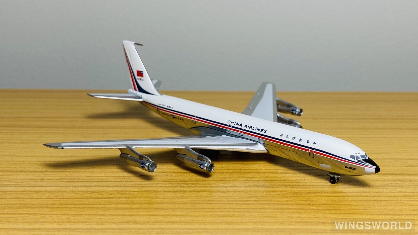 AeroClassics 1:400 AC19131 China Airlines 中华航空 Boeing 707-300 B-1832