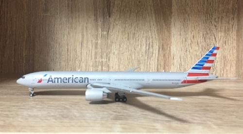 American Airlines 美国航空 Boeing 777-300ER N735AT GJAAL1865 Geminijets 1:400