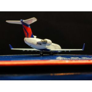 Delta Air Lines 达美航空 Bombardier CRJ200 N858AS  GJDAL1510 Geminijets 1:400