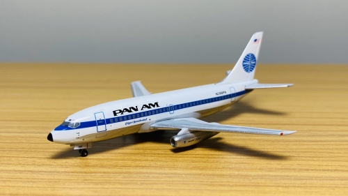 Pan Am 泛美航空 Boeing 737-200 N388PA  ACN388PA AeroClassics 1:400