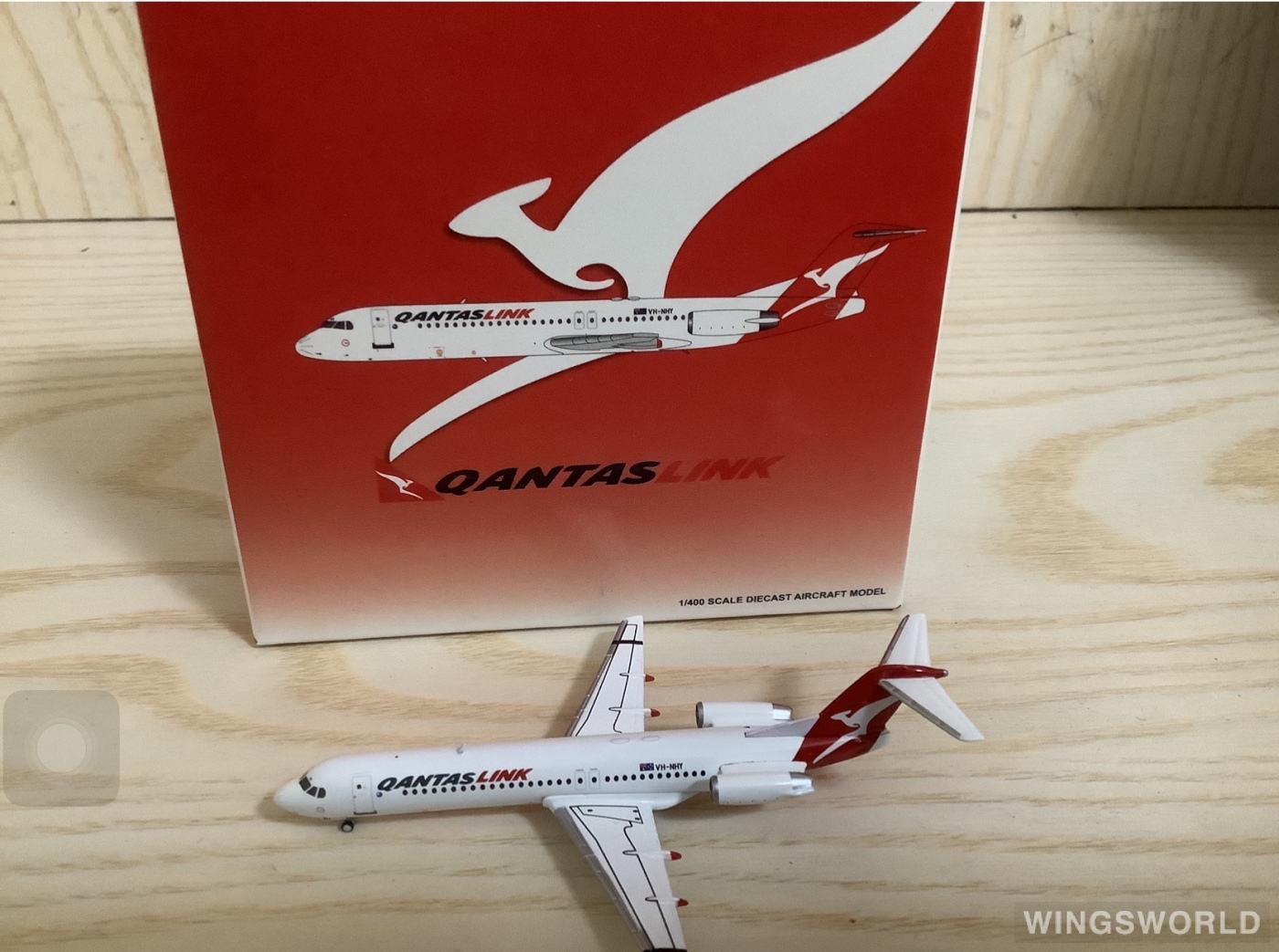 JC Wings 1:400 XX4204 QantasLink 澳洲连线航空 Fokker 100 VH-NHY