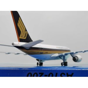 Singapore Airlines 新加坡航空 Airbus A310-200 9V-STI 1990s colors. With rolling gears. AC49VSTI AeroClassics 1:400