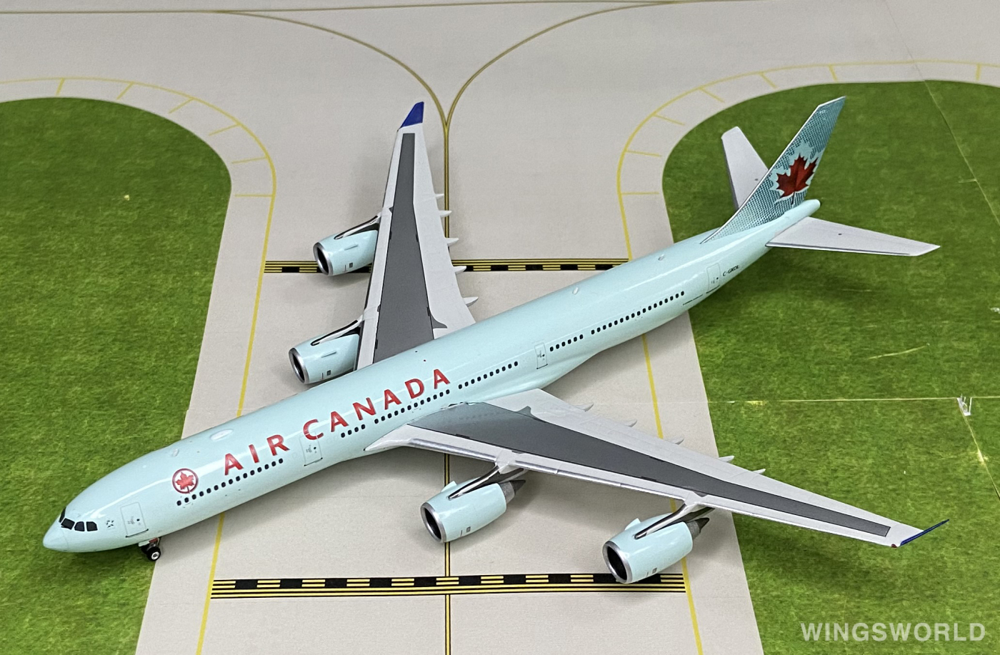 Phoenix 1:400 PH10728 Air Canada 加拿大航空 Airbus A340-500 C-GKOL