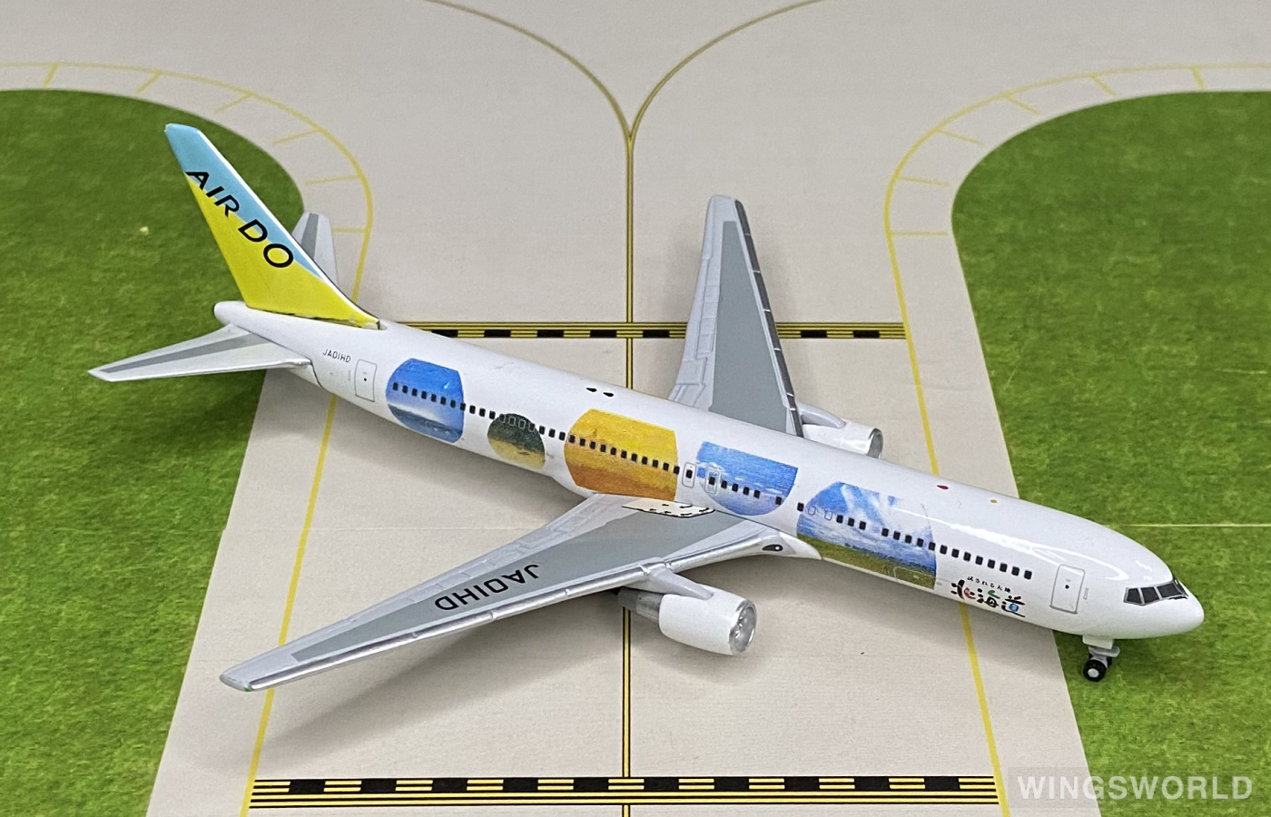 Geminijets 1:400 GJADO265 Air Do 北海道国际航空 Boeing 767-300 JA01HD