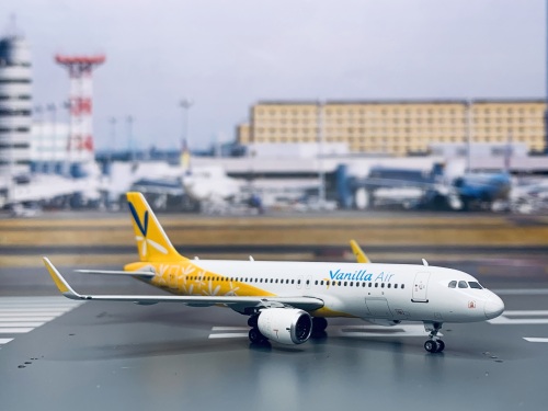 Vanilla Air 香草航空 Airbus A320 JA04VA  PH11193 Phoenix 1:400