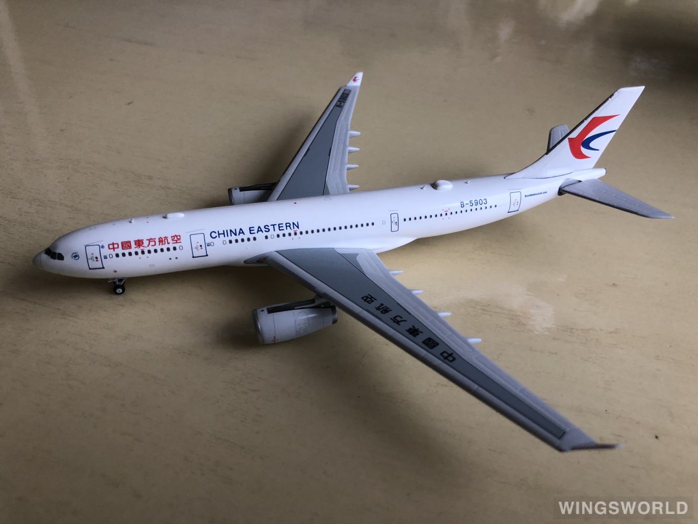 NGmodels 1:400 NG61017 China Eastern 中国东方航空 Airbus A330-200 B-5903