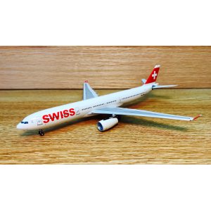 Swiss 瑞士国际航空 Airbus A340-300 HB-JHB 2012s colors. With rolling gears. AC4HBJHB AeroClassics 1:400