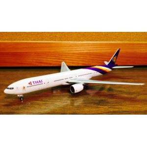 Thai Airways 泰国国际航空 Boeing 777-300 HS-TKF  PH10331A Phoenix 1:400
