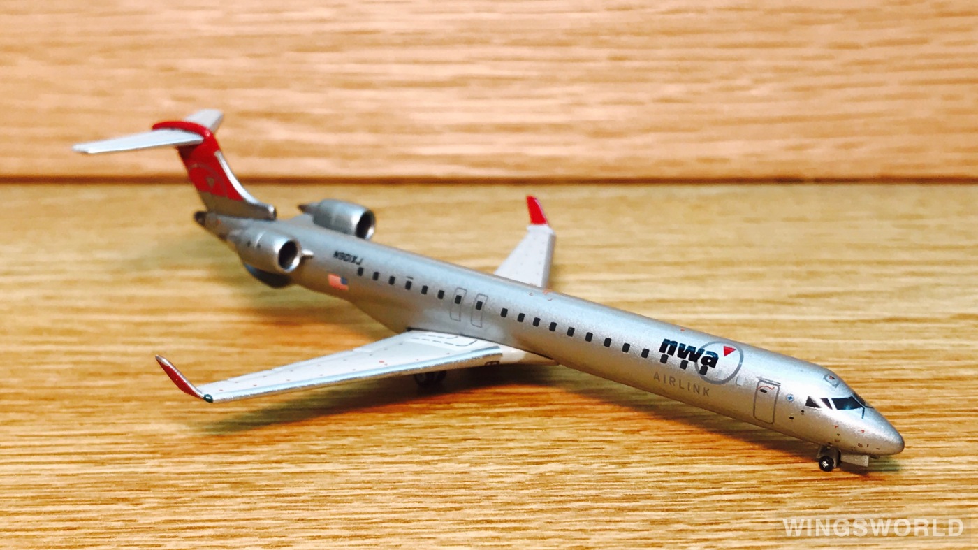 Geminijets 1:400 GJNWA789 Northwest Airlines 美国西北航空 Bombardier CRJ900 N901XJ