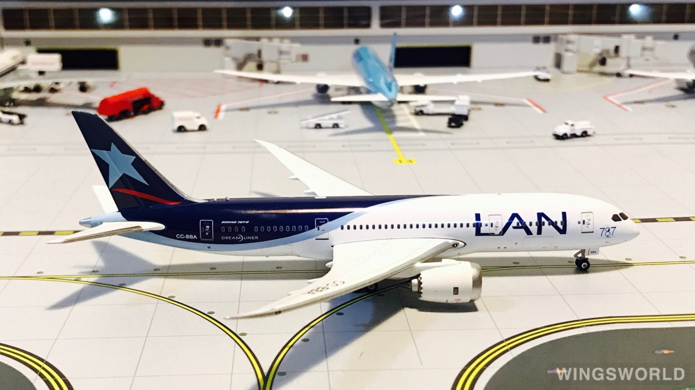 Geminijets 1:400 GJLAN1220 LAN Airlines 智利航空 Boeing 787-8 CC-BBA