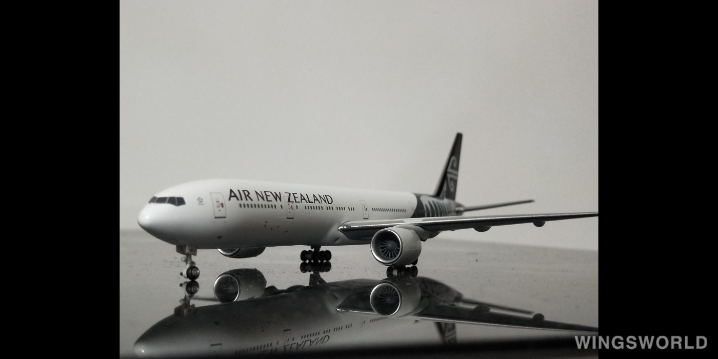 Apollo 1:400 A13157 Air New Zealand 新西兰航空 Boeing 777-300ER ZK-OKR