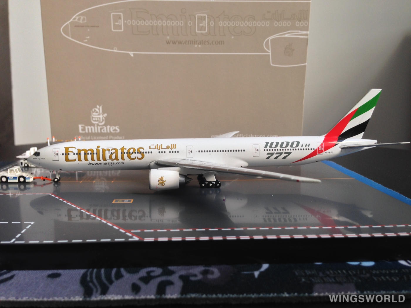 Geminijets 1:400 GJUAE1189 Emirates 阿联酋航空 Boeing 777-300ER A6-EGO