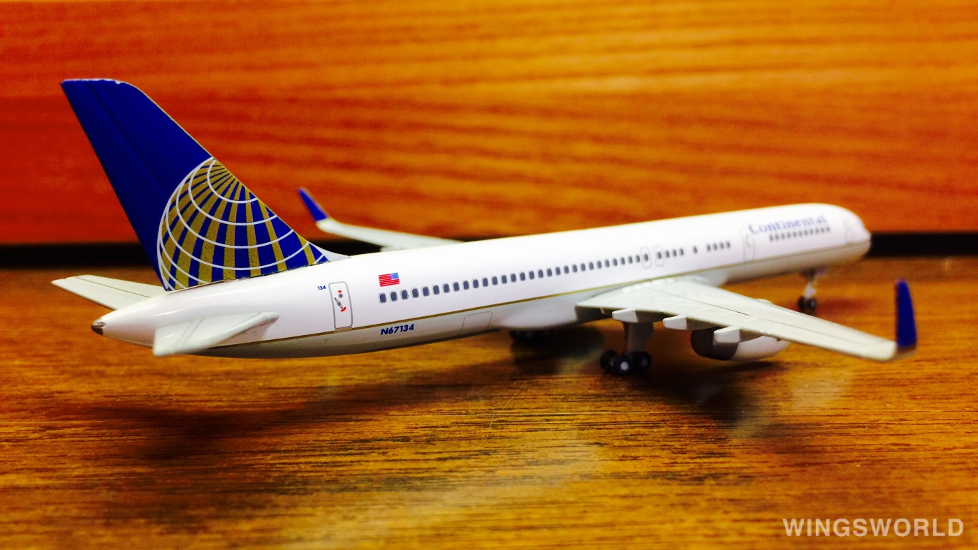 Herpa 1:400 561822 Continental Airlines 美国大陆航空 Boeing 757-200 N67134