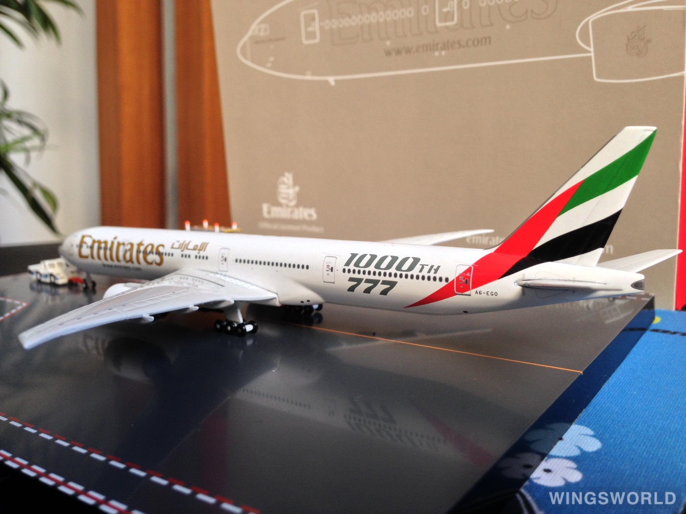 Geminijets 1:400 GJUAE1189 Emirates 阿联酋航空 Boeing 777-300ER A6-EGO