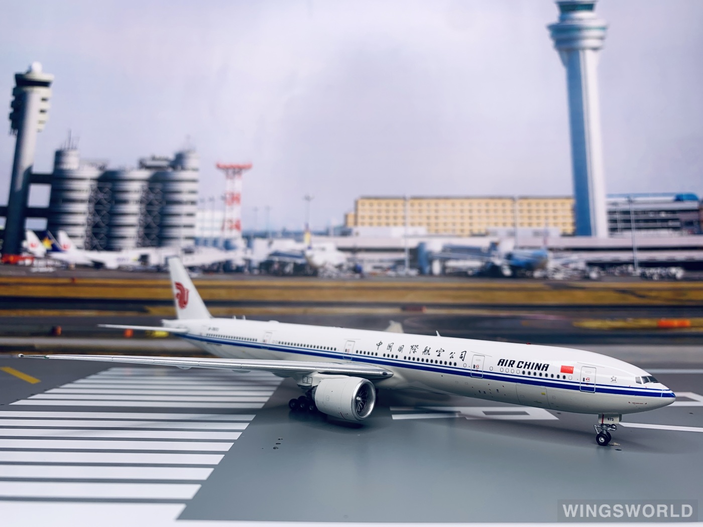 Aviation400 1:400 AV4042 Air China 中国国际航空 Boeing 777-300ER B-7973