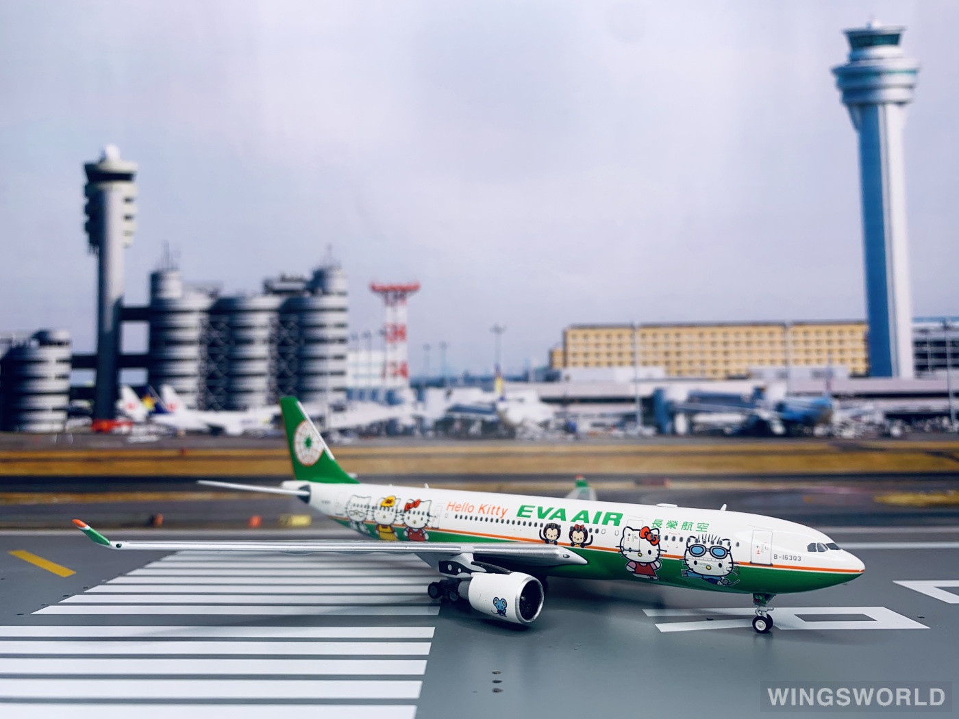 Pandamodel 1:400 PM-B-16303 EVA Air 长荣航空 Airbus A330-200 B-16303