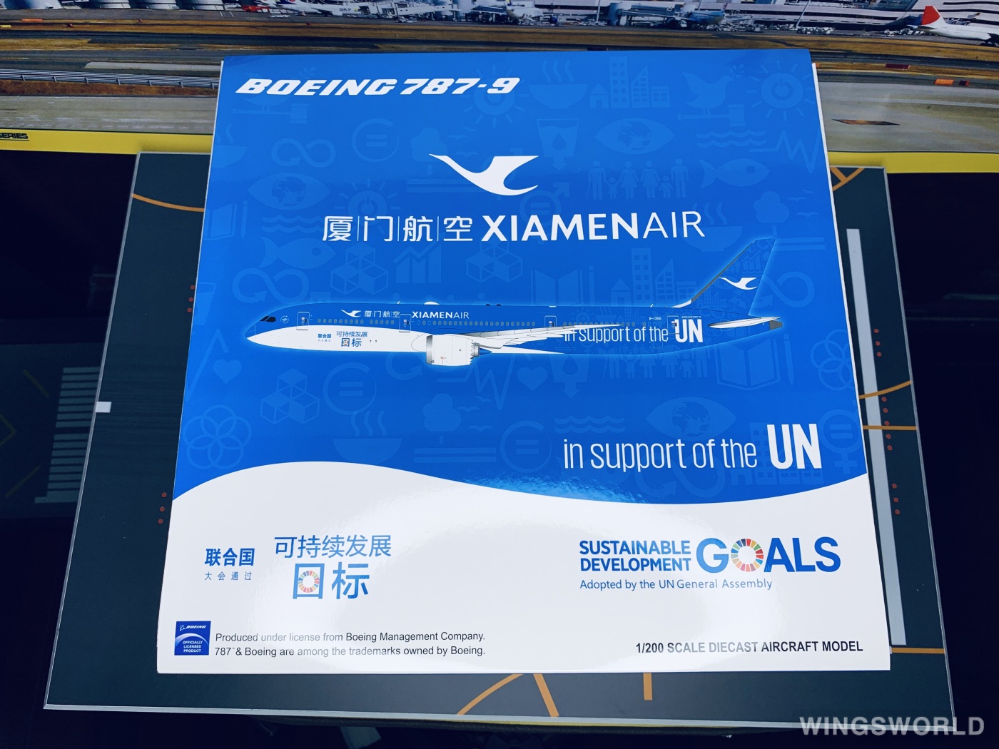 JC Wings 1:200 XX2033 XiamenAir 厦门航空 Boeing 787-9 B-1356