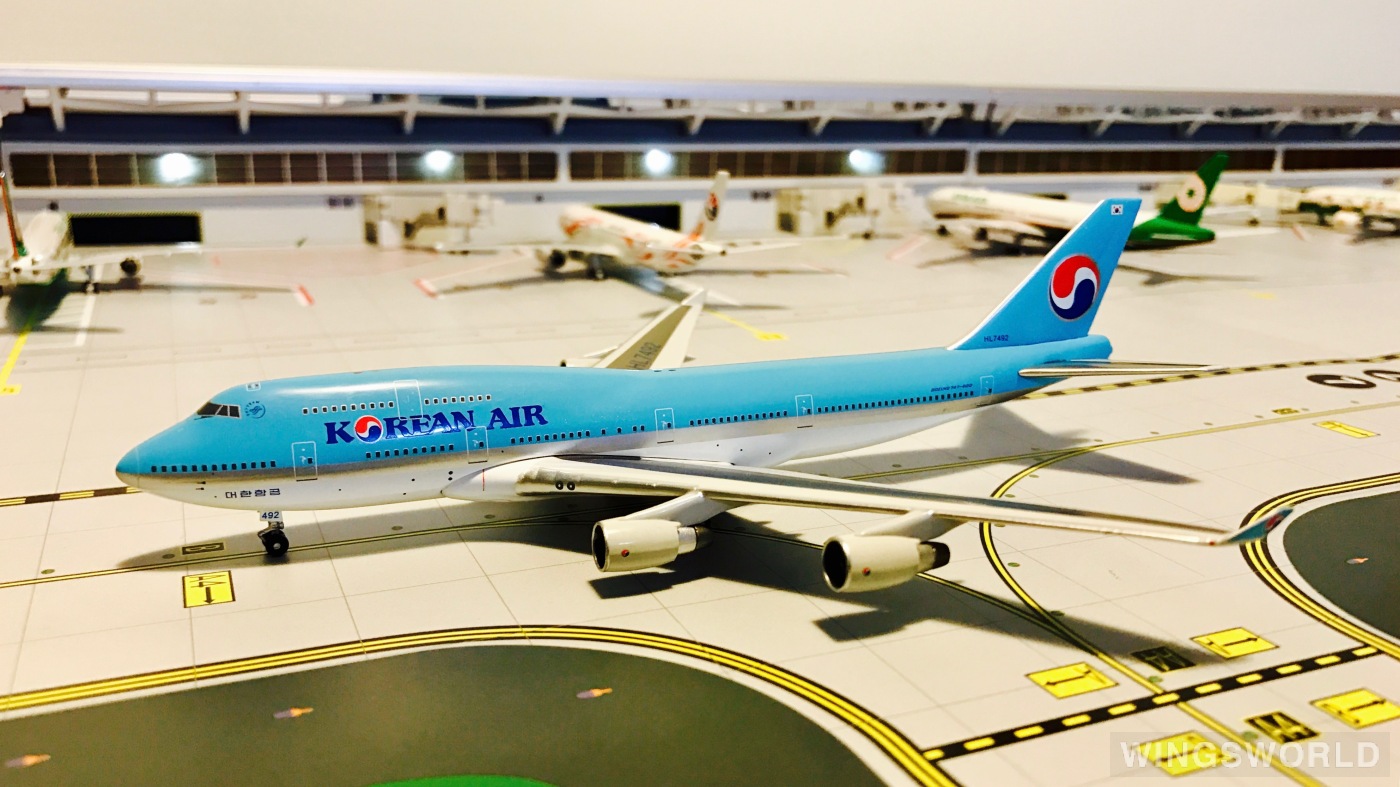 Apollo 1:400 A13116 Korean Air 大韩航空 Boeing 747-400 HL7492