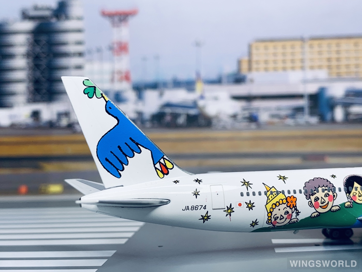 Phoenix 1:400 PH10750 ANA 全日空 Boeing 767-300 JA8674