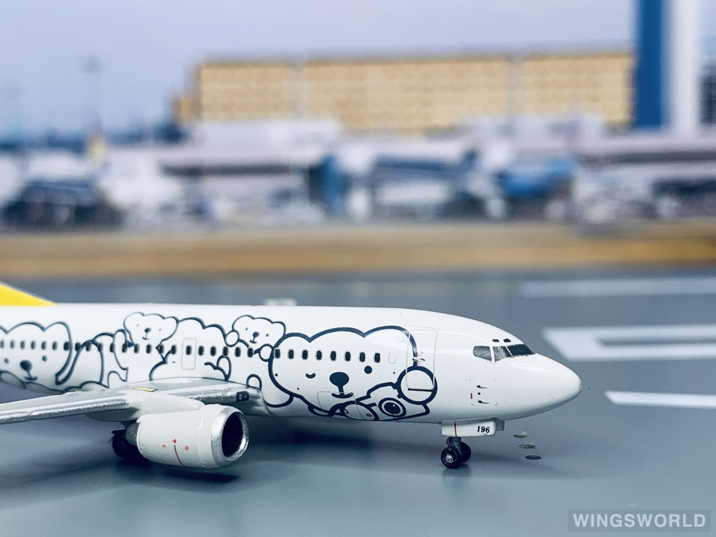 Geminijets 1:400 158196 Air Do 北海道国际航空 Boeing 737-500 JA8196