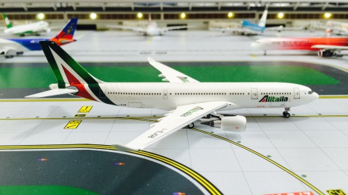 Alitalia 意大利航空 Airbus A330-200 I-EJGB  ACIEJGB AeroClassics 1:400