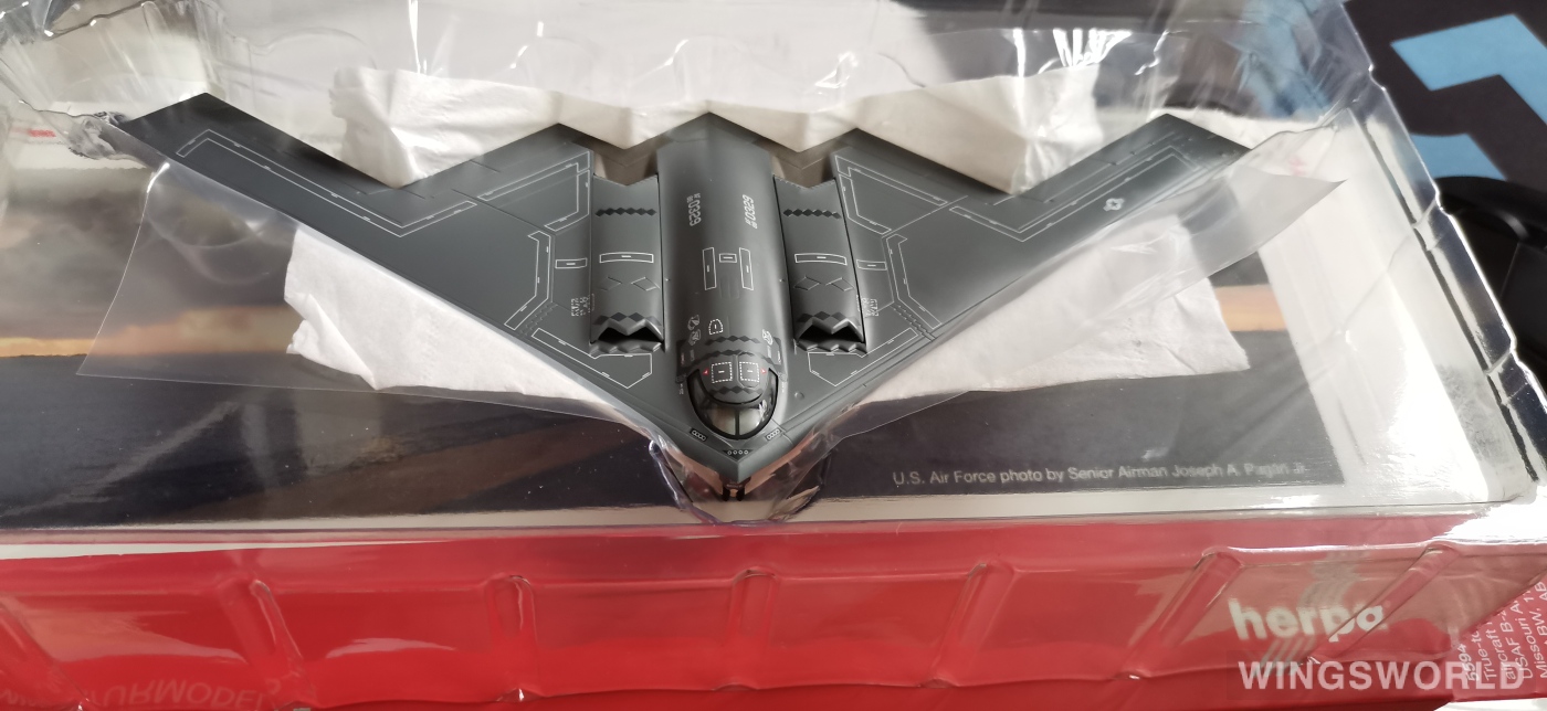 Herpa 1:200 Northrop Grumman B-2 USAF 美国空军559492 88-0329