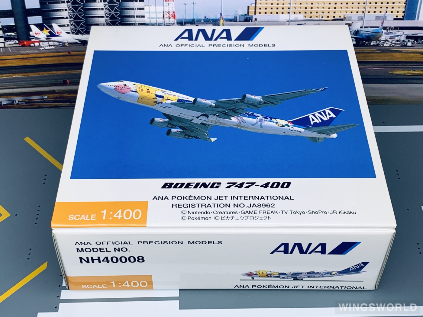 Hogan 1:400 NH40008 ANA 全日空 Boeing 747-400 JA8962