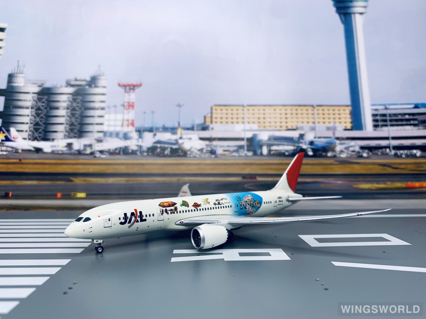 Phoenix 1:400 PH10427 Japan Airlines 日本航空 Boeing 787-8 JA851J