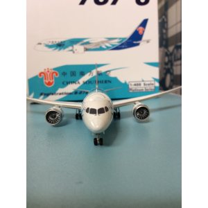 China Southern 中国南方航空 Boeing 787-8 B-2727  PH10673 Phoenix 1:400
