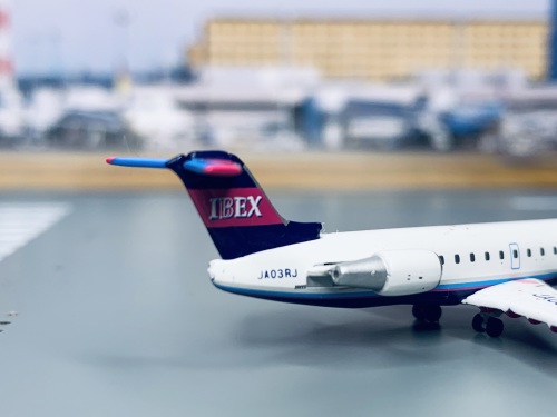 IBEX Airlines 伊别克斯航空 Bombardier CRJ200 JA03RJ  FW40003 Geminijets 1:400