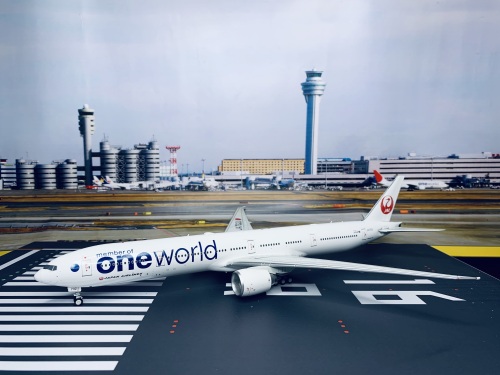 日本航空 Boeing 777-300 Japan Airlines 1/200 1/200 Japan Airlines Boeing 777-300ER Plastic Model