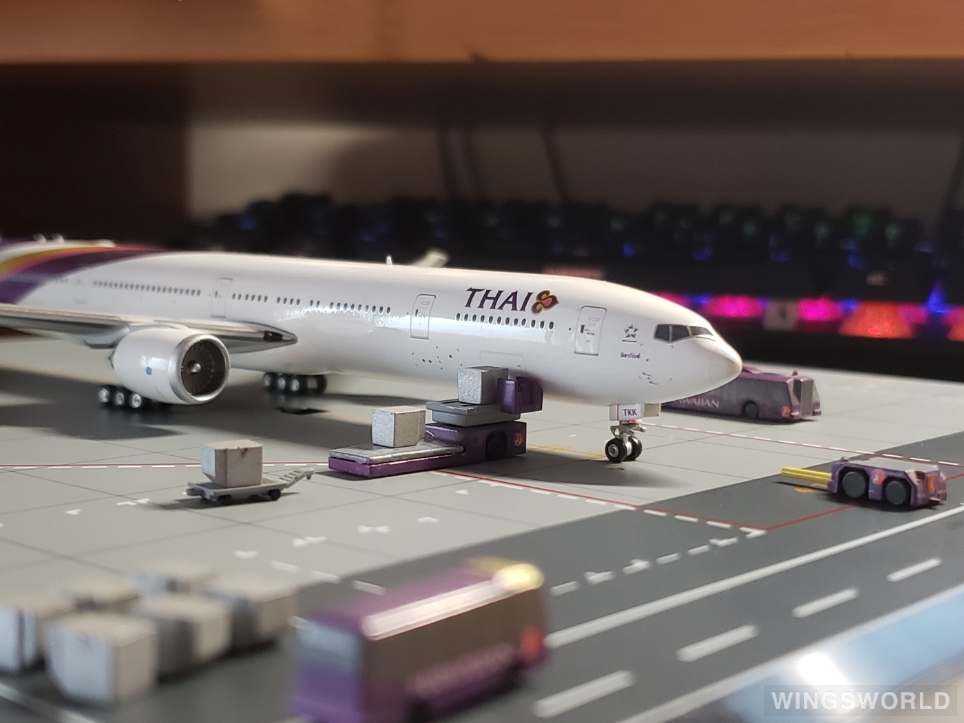 Phoenix 1:400 PH10710 Thai Airways 泰国国际航空 Boeing 777-300 HS-TKK
