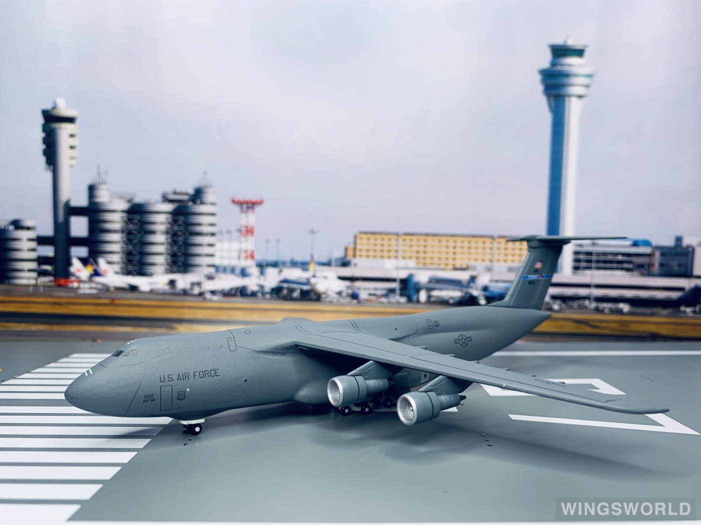 Dragon Models 1:400 55780 USAF 美国空军 Lockheed C-5 69-0012