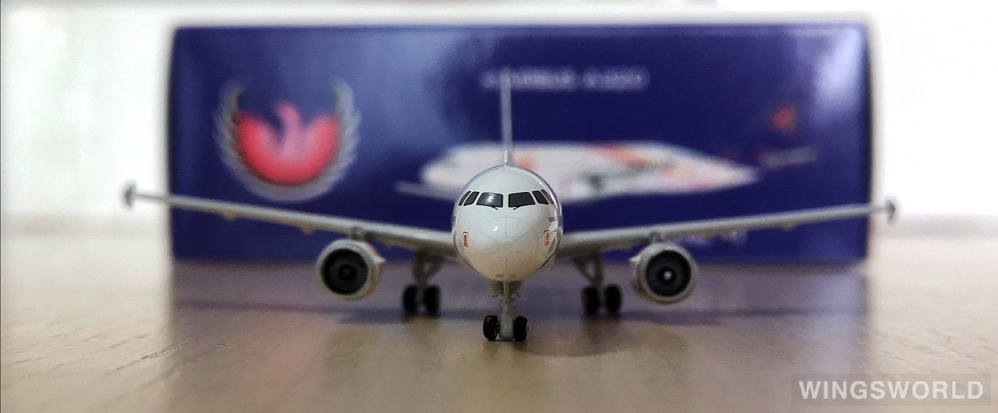 Phoenix 1:400 PH11529 THAI Smile 泰国微笑航空 Airbus A320 HS-TXC