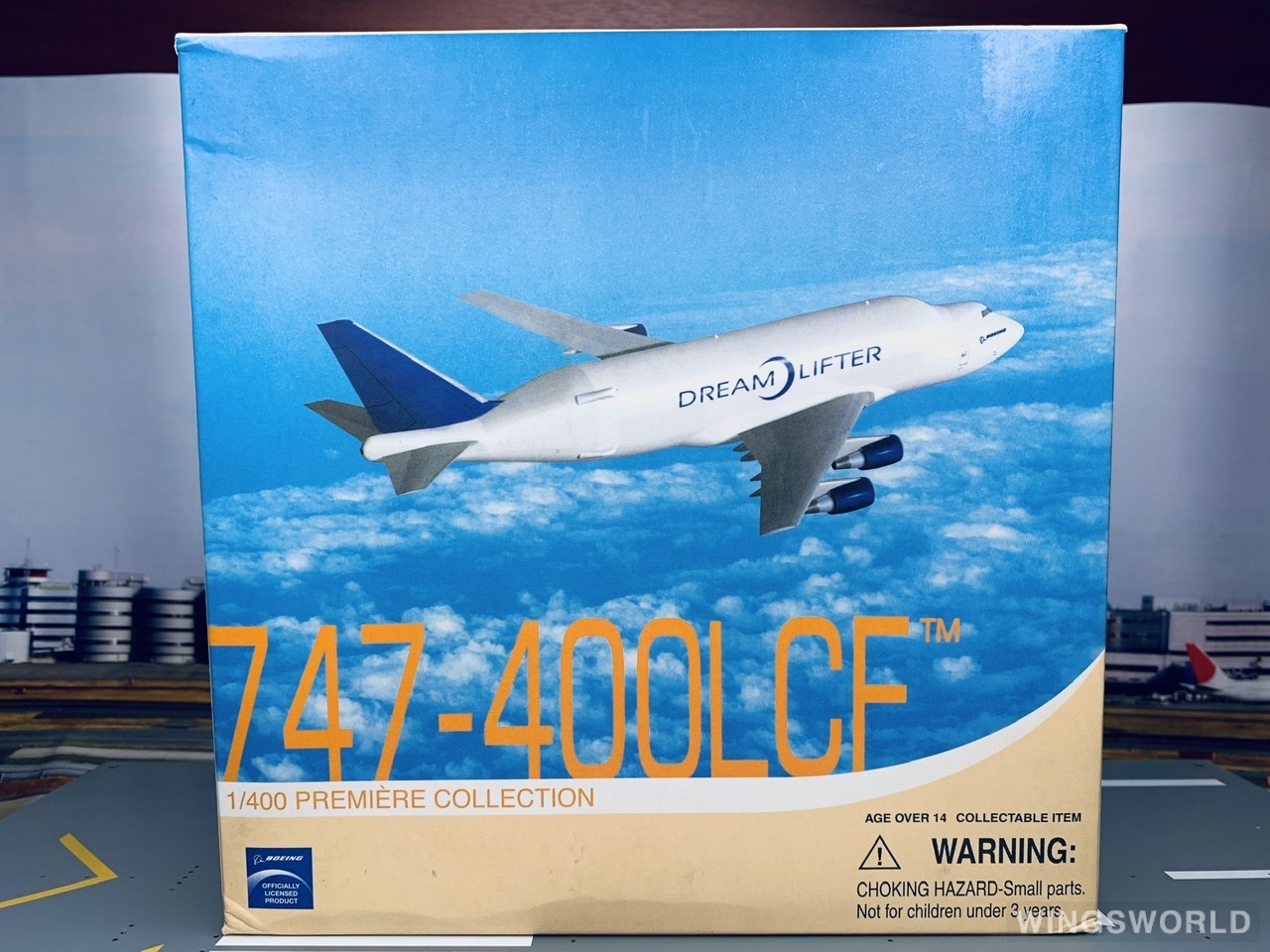 Dragon Models 1:400 55196 Boeing 波音公司 Boeing 747-400 LCF N780BA