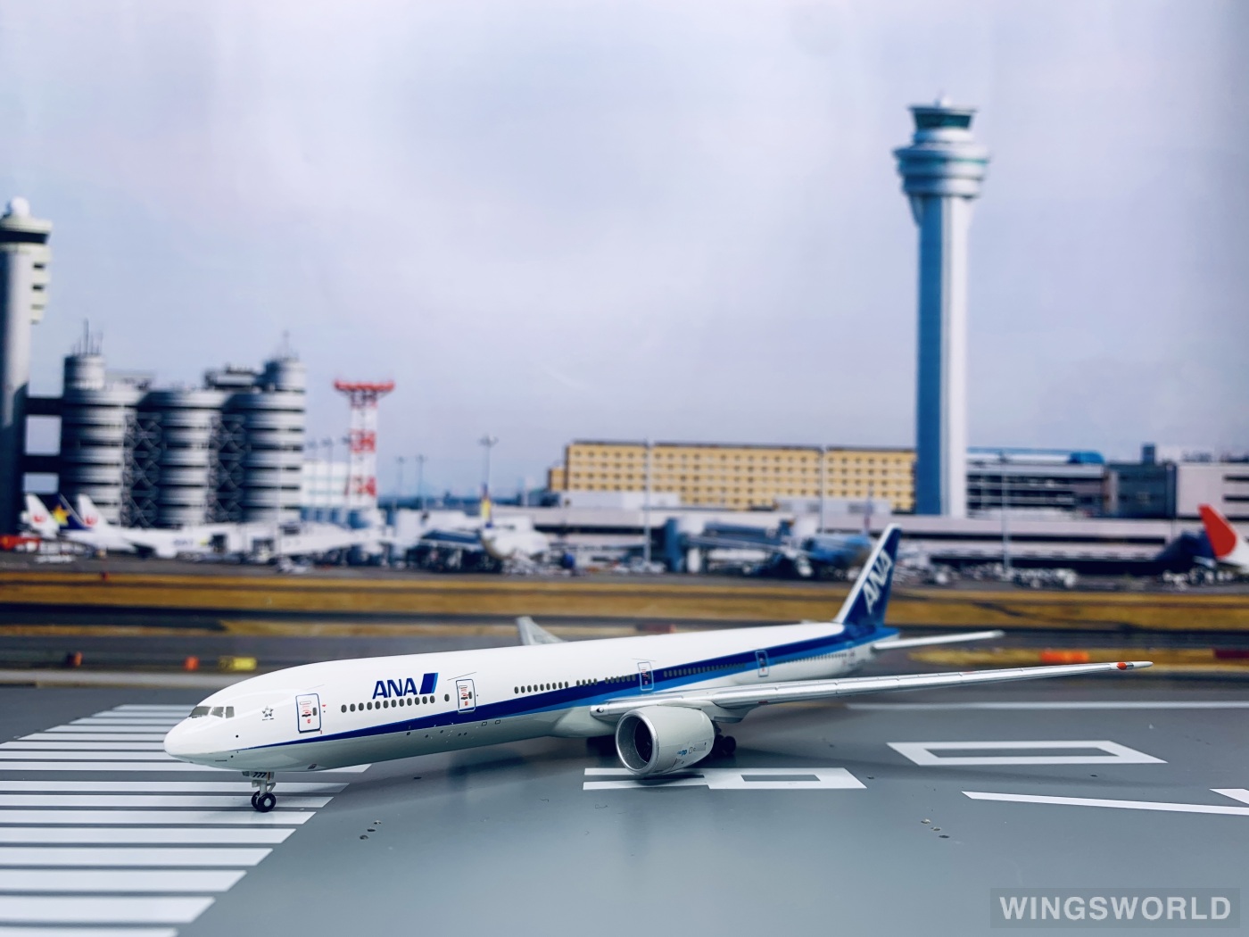 Hogan 1:400 NH40027 ANA 全日空 Boeing 777-300ER JA777A