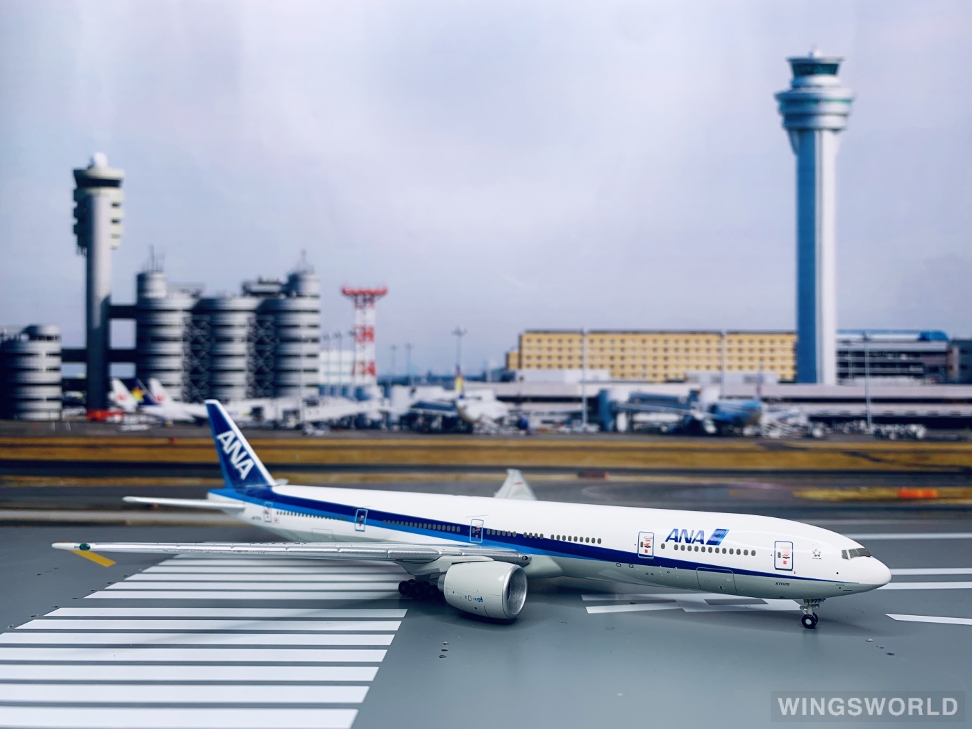 Hogan 1:400 NH40027 ANA 全日空 Boeing 777-300ER JA777A